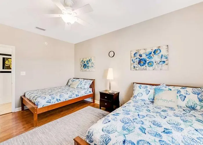 Holiday home Family Friendly With Private Pool And Dock On The Bay Gulf Shores