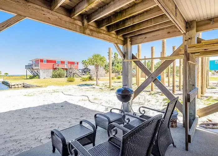 Family Friendly With Private Pool And Dock On The Bay * Gulf Shores