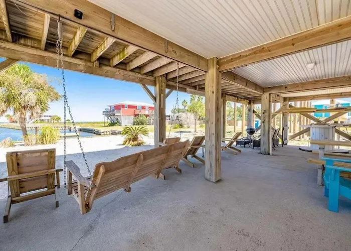 Holiday home Family Friendly With Private Pool And Dock On The Bay